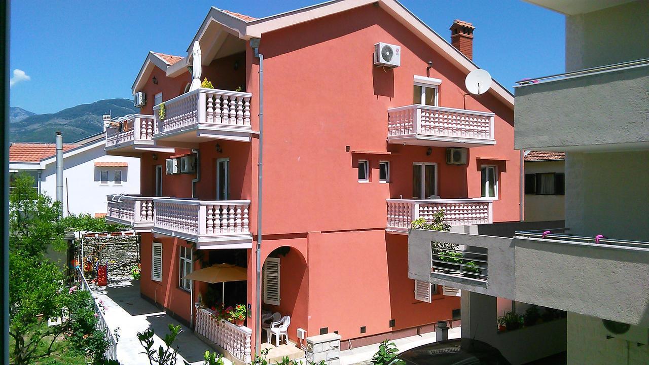 Apartments Tasija Τίβατ Εξωτερικό φωτογραφία