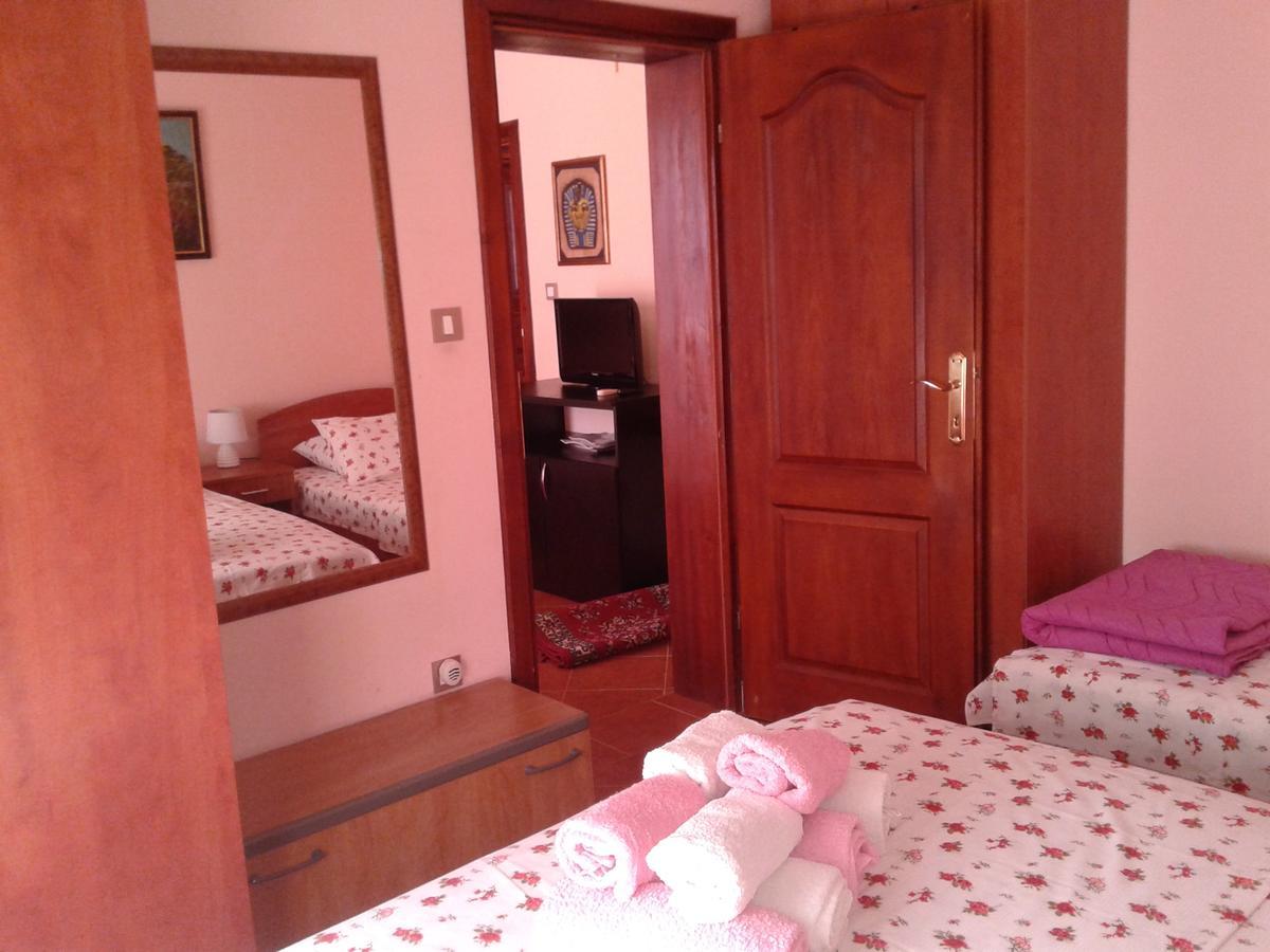 Apartments Tasija Τίβατ Εξωτερικό φωτογραφία