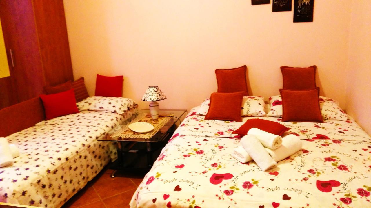Apartments Tasija Τίβατ Εξωτερικό φωτογραφία