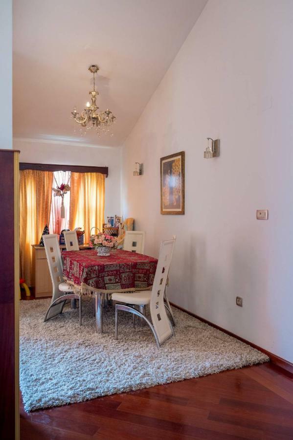 Apartments Tasija Τίβατ Εξωτερικό φωτογραφία