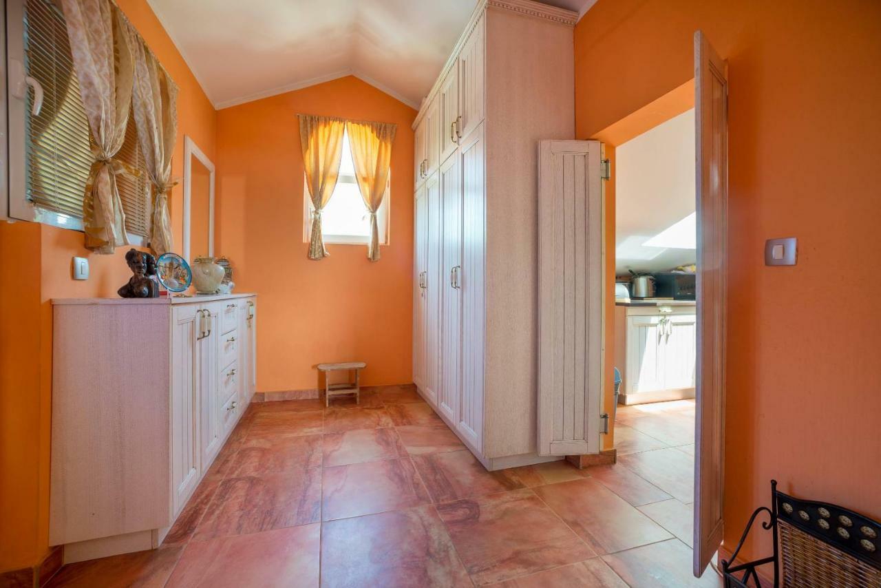 Apartments Tasija Τίβατ Εξωτερικό φωτογραφία