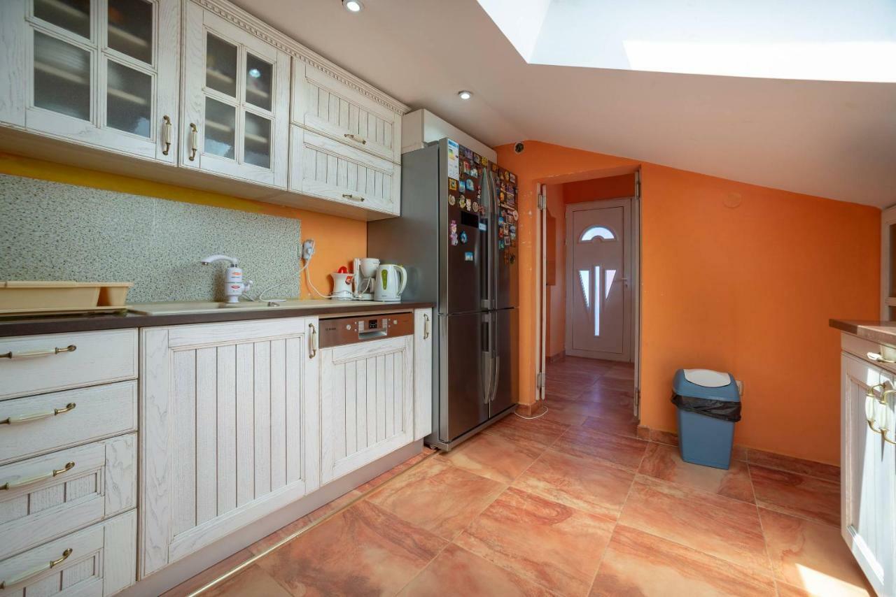 Apartments Tasija Τίβατ Εξωτερικό φωτογραφία