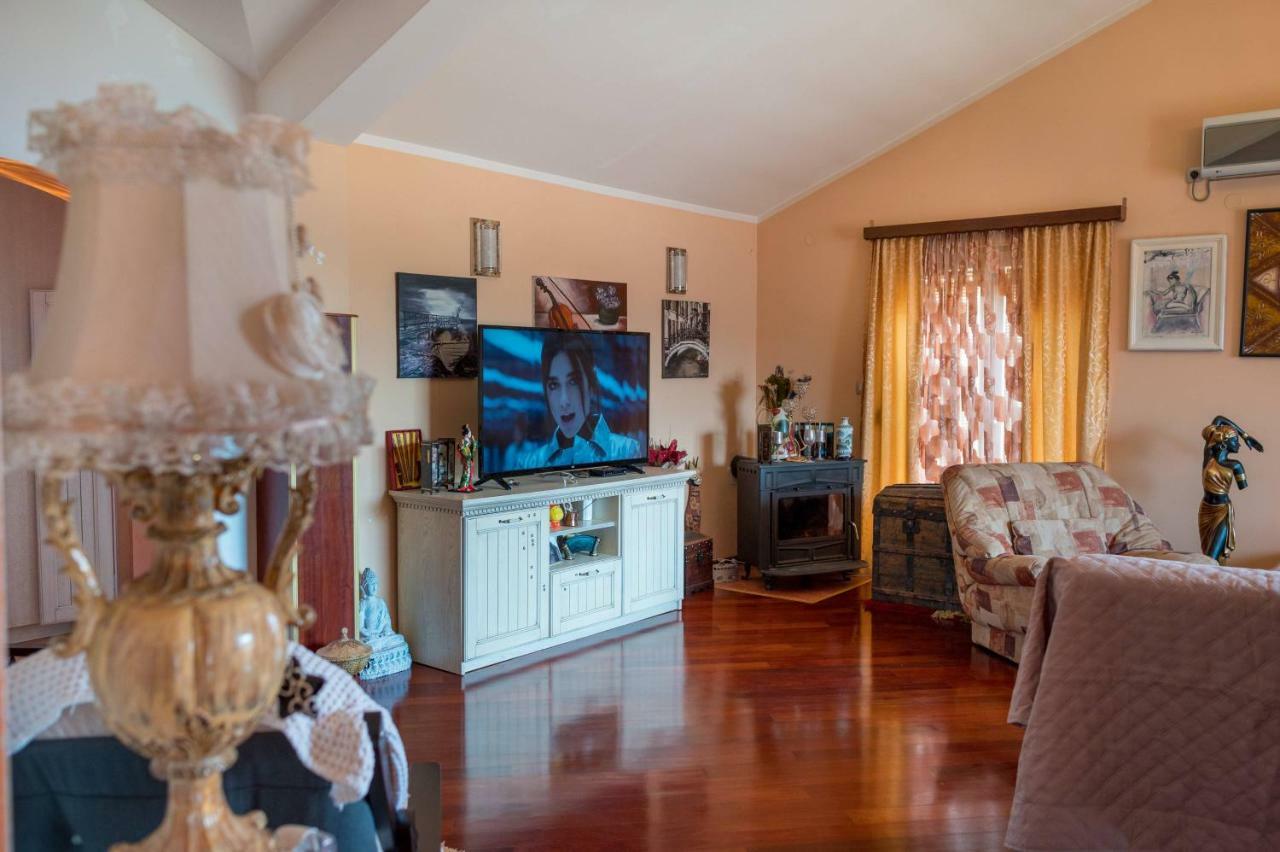 Apartments Tasija Τίβατ Εξωτερικό φωτογραφία