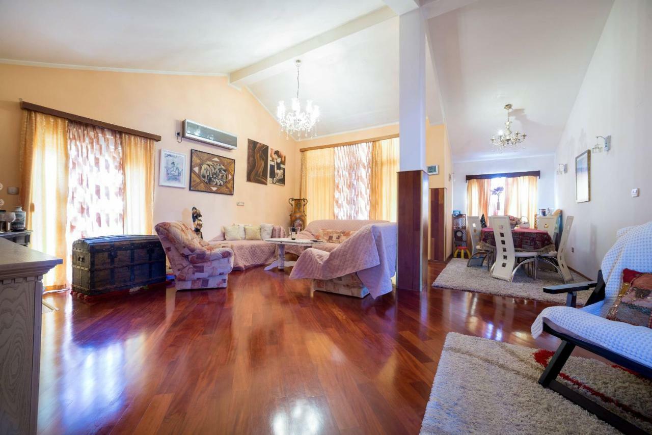 Apartments Tasija Τίβατ Εξωτερικό φωτογραφία
