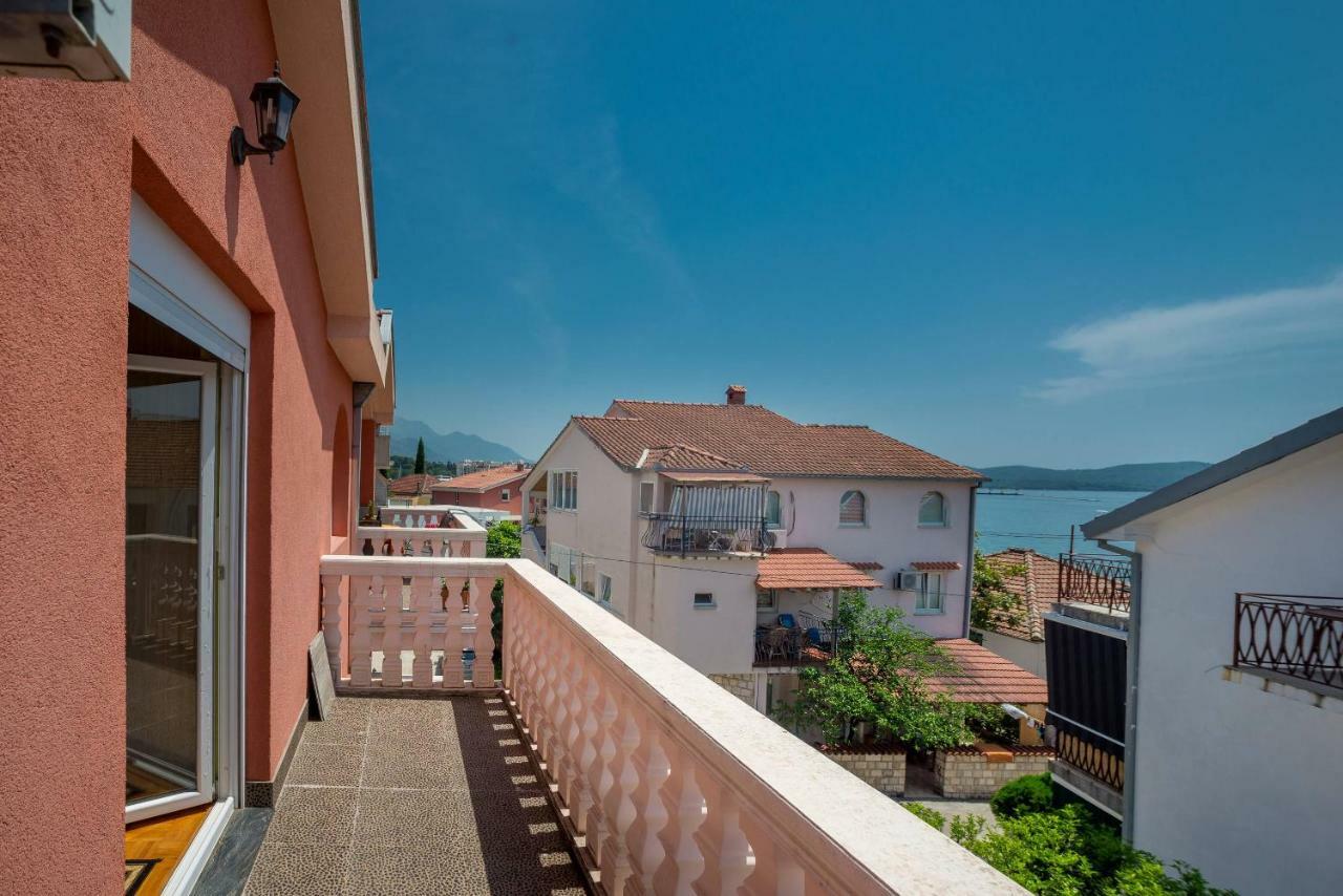 Apartments Tasija Τίβατ Εξωτερικό φωτογραφία