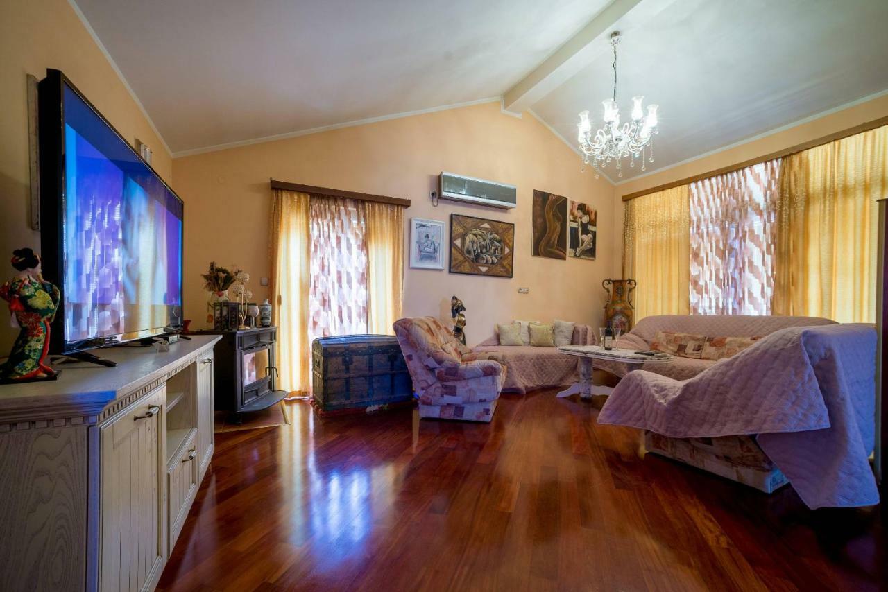 Apartments Tasija Τίβατ Εξωτερικό φωτογραφία