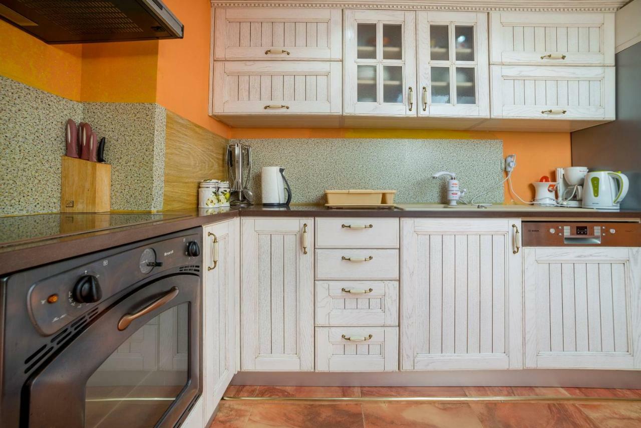 Apartments Tasija Τίβατ Εξωτερικό φωτογραφία