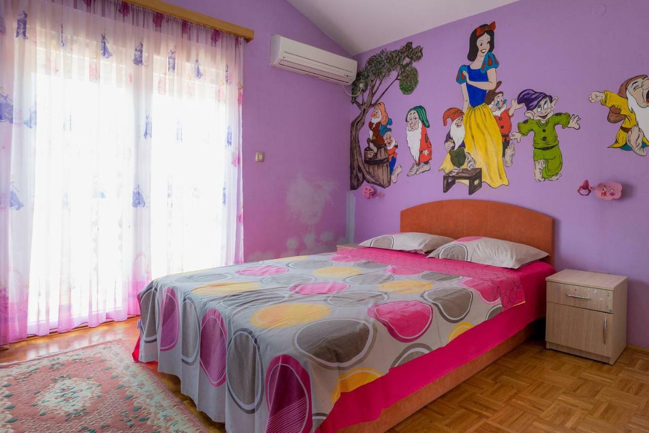 Apartments Tasija Τίβατ Εξωτερικό φωτογραφία